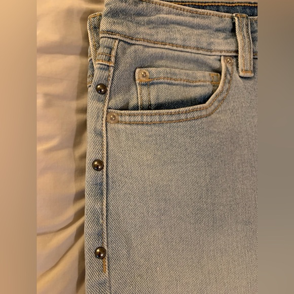 INC Denim Mom Jean size 4/27 light indigo metal rivet details along leg NWT - Picture 3 of 13